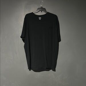 Under Armour Tshirt